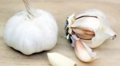 Ми використовуємо часник з черв'яків